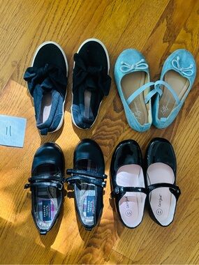 Lot of 4 pairs little girls size 11 shoes: black and blue flats, black sneakers